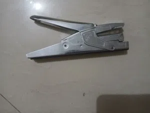 دباسة خاصة للأوراق و أشياء كثيرة