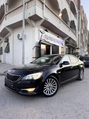 Used Kia Cadenza in Tripoli