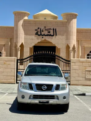 Used Nissan Pathfinder in Al Sharqiya