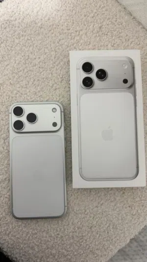 Apple iPhone 17 Pro Max 256 GB in Al Batinah