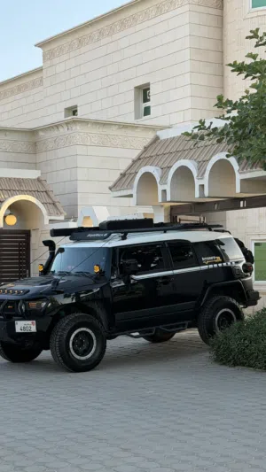 Used Toyota FJ in Al Ain