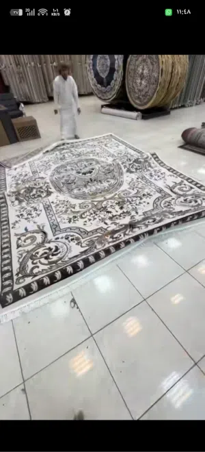 يوجد لدينا طباعه على جميع أنواع الاقمشه من الشيفون إلى السجاد موكيتات بجميع انواعه