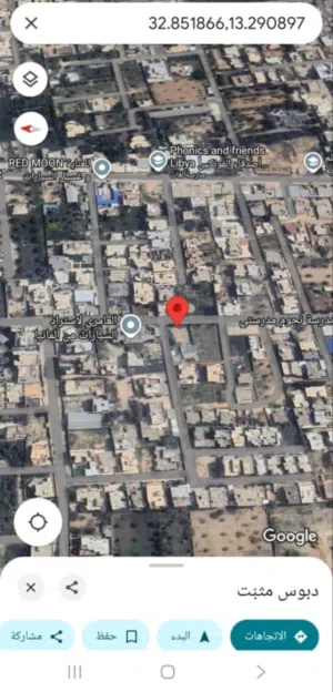 1200م مطلوب بيع اقل شي 600م او كامله علي الطريق أرض تجارية في طريق الرابط بين جزيرة المشتل والسريع