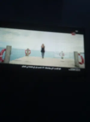 شاشه 32بوصه