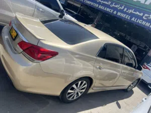 Used Toyota Avalon in Muscat