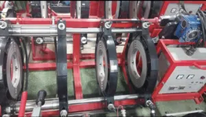 يوجد لدينا ماكينة لحام hdpe 300mو400m للايجار اليومي او الشهري