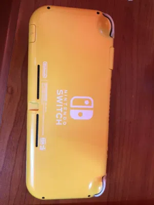 ننتيندو سويتش لايت مستعمل للبيع للجادين