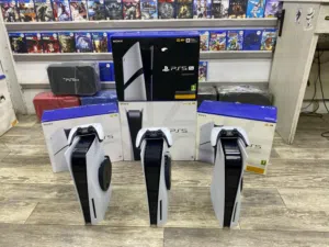 مركز و محل سوبر هاتريك بقدملك اجهزة بلايستيشن5 فات و سلم سيدي بحال الوكالة ديسك ايدشن PlayStation 5