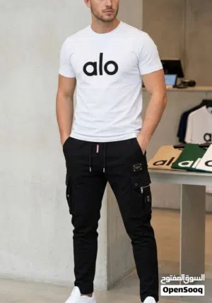 تيشيرت alo ابيض ماركة نظيفة
