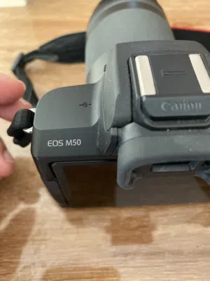 Canon eos m50