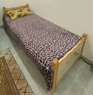 سرير مستعمل