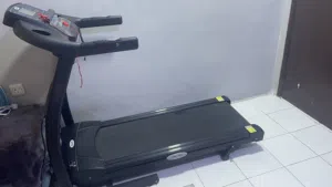للبيع جهاز مشي كهربائي (Treadmill) بحالة ممتازة