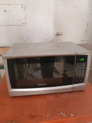 Conti 25 - 29 Liters Microwave in Amman