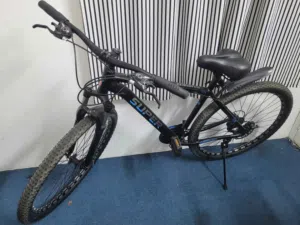 New bicycle for sale (used few times)