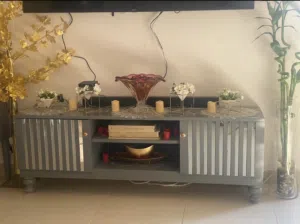 استخدام 8 شهور شبه جديدة طاولة تلفزيون 150-30 طاولة بوفيه مع مرايا
