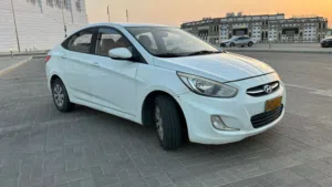 هيونداي اسكنت