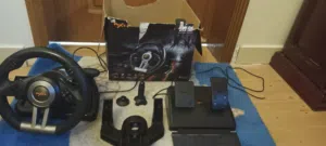للبيع دركسون حاله ممتازه مستخدم فقط مرتين المشكله الوحيده الكرتون شوي مشقوق