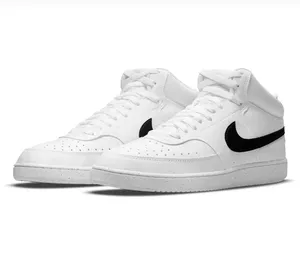 Sport Shoes . Nike . 44 . New2