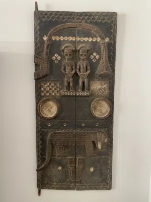 Vintage Traditional African Carved Wood لوحة افريقية خشبية منحوتة يدويا
