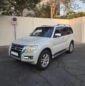 2015 Mitsubishi Pajero GLS 3.8 V6 GCC – Clean, Reliable & Ready to Drive  186k km