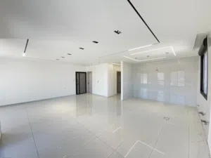 155 m2 3 Bedrooms Apartments for Sale in Zarqa Madinet El Sharq
