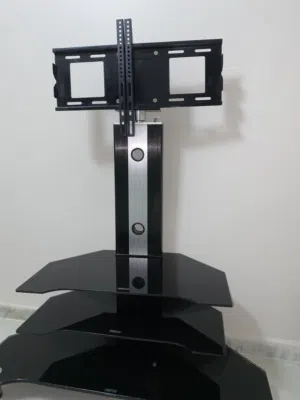 طاولة تلفزيون للبيع