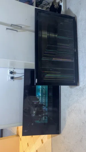 شاشتين سامسونج و LG ب 150