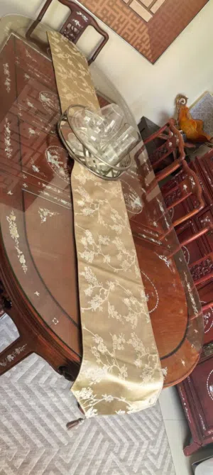 طقم طاولة طعام