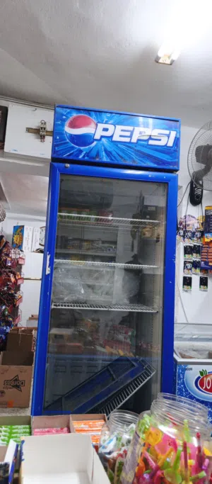 ثلاجة عرض بيبسي