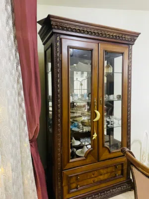 طاولة سفرة 8 كراسي زجاج حراري +بوفية