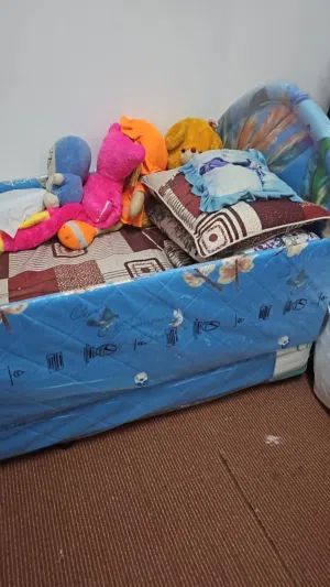 Bed in good condition
