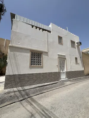41 m2 2 Bedrooms Townhouse for Sale in Al Dakhiliya Nizwa