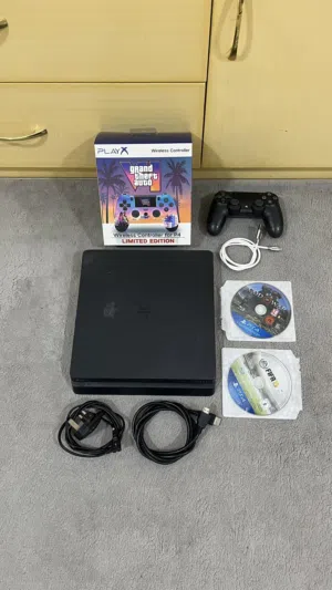 PlayStation 4 PlayStation for sale in Al Dakhiliya
