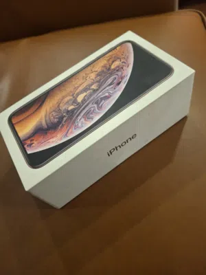 Apple iPhone XS – 64GB فخامة أبل الأصلية  أداء قوي  كاميرا ممتازة  حجم عملي جداً