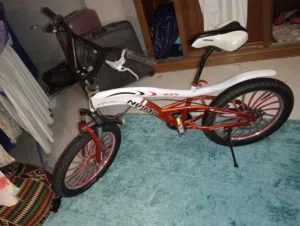 للبيع دراجة BMX