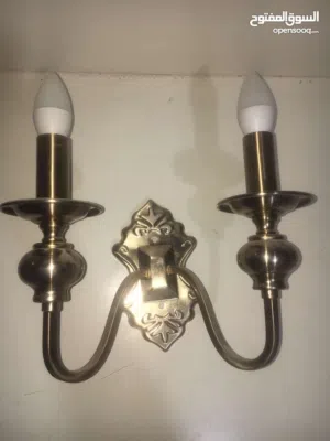 فوانيس كلاسيك حائطي لون ذهبي حاجه ممتازة شغالات بضمان عيب لا
