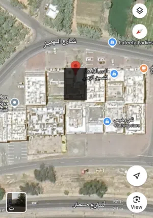 ارض سكني تجاري في سوق صحار مساحتها 400 متر مربع للبيع من المالك مباشره.