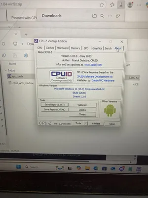 MSI . Windows . 13"4