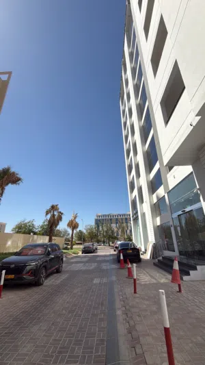 مكتب للايجار في غلا مقابل الشارع العام  Office for rent in Ghala opposite the main street.