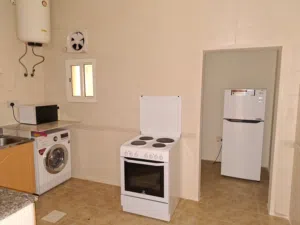 fully furnished rooms available