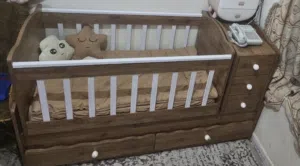 هندول ودولاب اطفال فخم وجديد