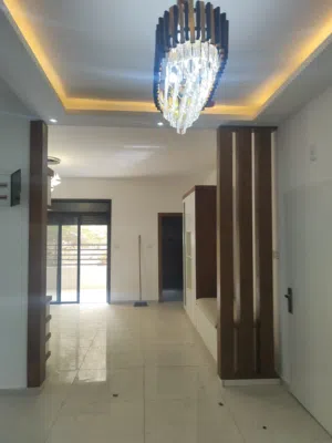 400 m2 5 Bedrooms Apartments for Sale in Ramallah and Al-Bireh Ein Musbah