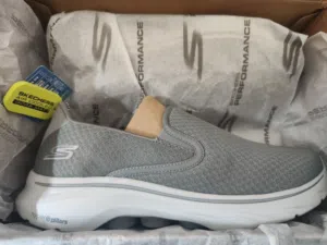 حذاء سكيتشرز طبي أوروبي أصلي جديد  Skechers Go Walk 7 Men Memory Foam Walking