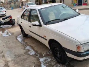 Used Peugeot 405 in Basra