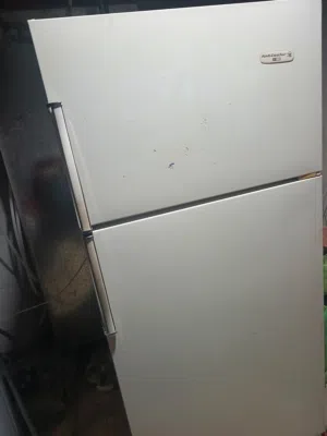 ثلاجه امريكي بحاله جيده