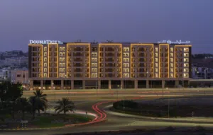 Spacious Hotel Apartment Suites at DoubleTree by Hilton Muscat Qurum