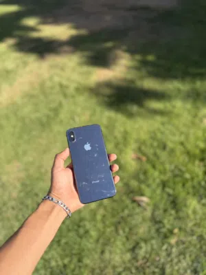 Apple iPhone XS Max 64 GB in Tripoli