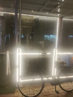 1 Floor . 914 m2 . Agent0