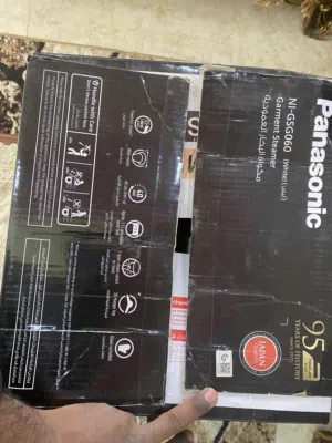 مكواة بخار عمودية (Garment Steamer) من شركة باناسونيك (Panasonic)