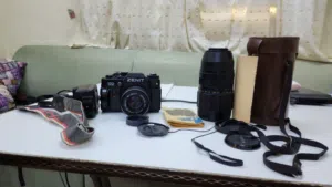 كاميرا فيلم Zenit 122 مع عدسة Helios 44M-6 وعدسة Jupiter-21M